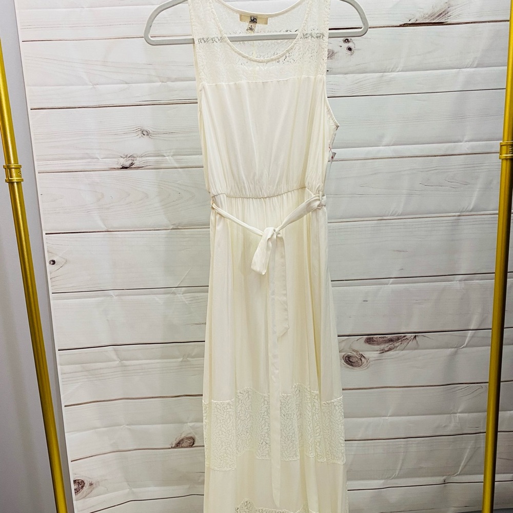 NWT White Maxi dress